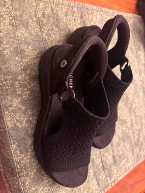 Skechers Black Knit Slingback Comfort Sandals- Martha Stewart Pier Lite